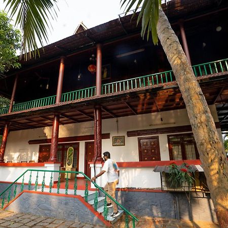 Hotel Garggi Backwater Retreat Kottayam Exterior foto