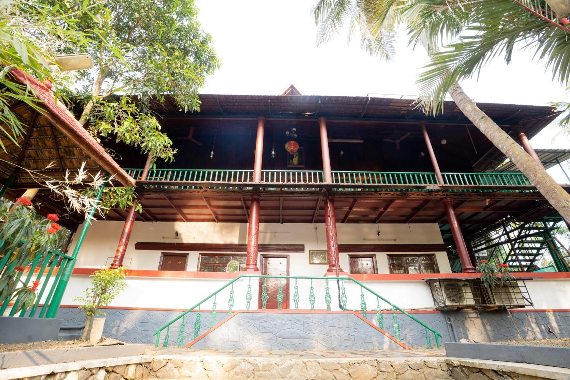 Hotel Garggi Backwater Retreat Kottayam Exterior foto